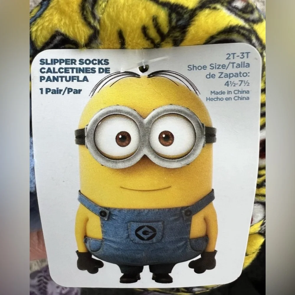 Despicable Me NWT Minions Slipper Socks Gripper Soles Yellow Blue Size 2T-3T